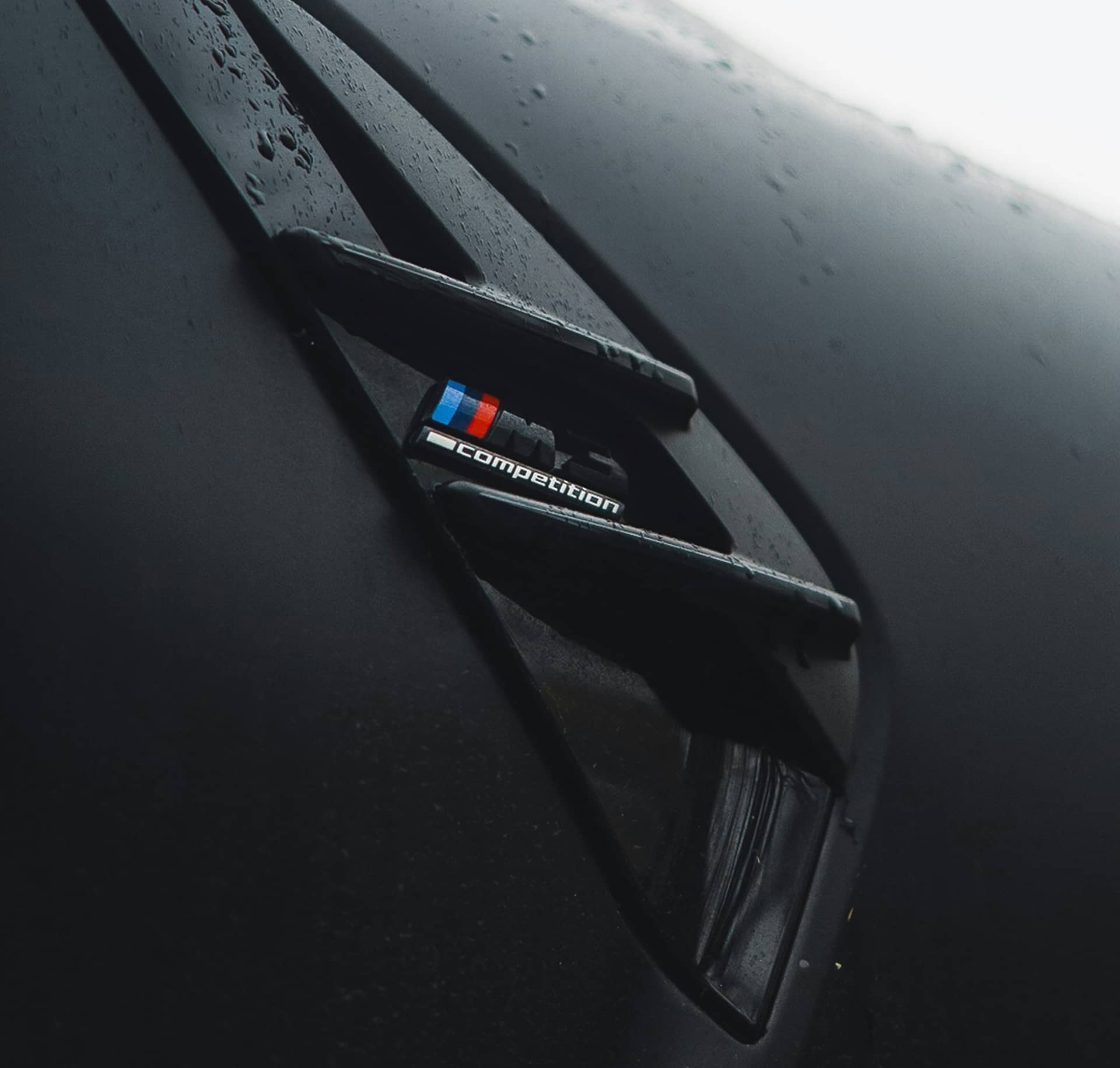 Exterior car detailing